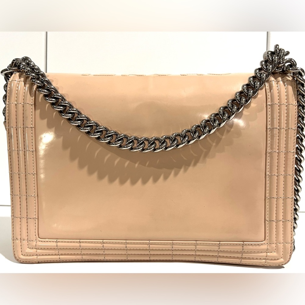 CHANEL GLAZED CALFSKIN JUMBO BOY BAG - VINTAGE - Picture 2 of 15